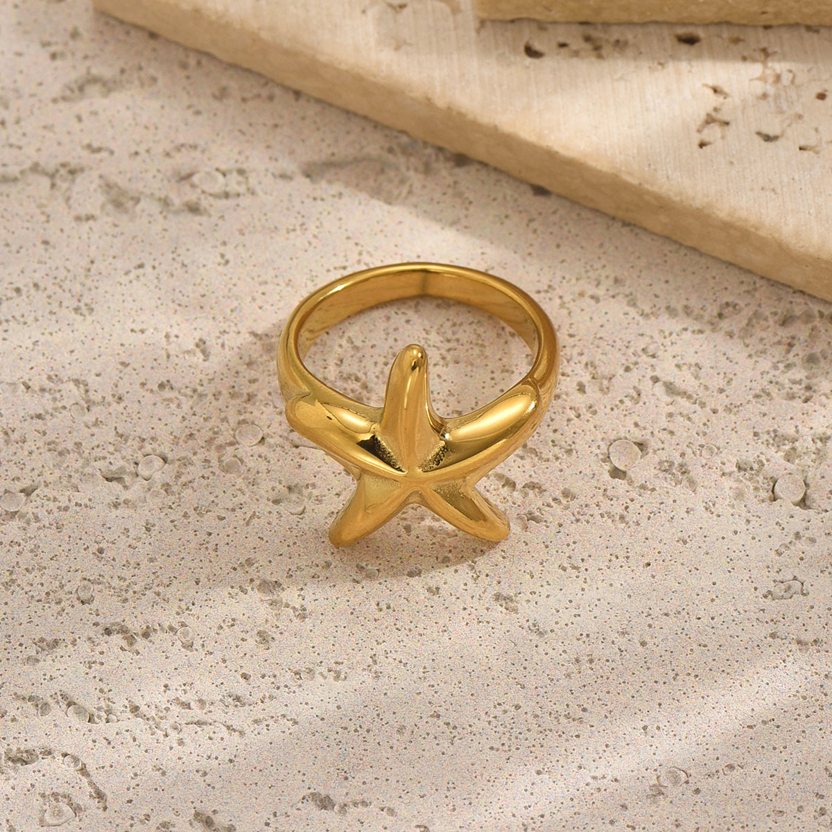 Coastal Muse – Minimalist Ocean-Inspired Adjustable Ring