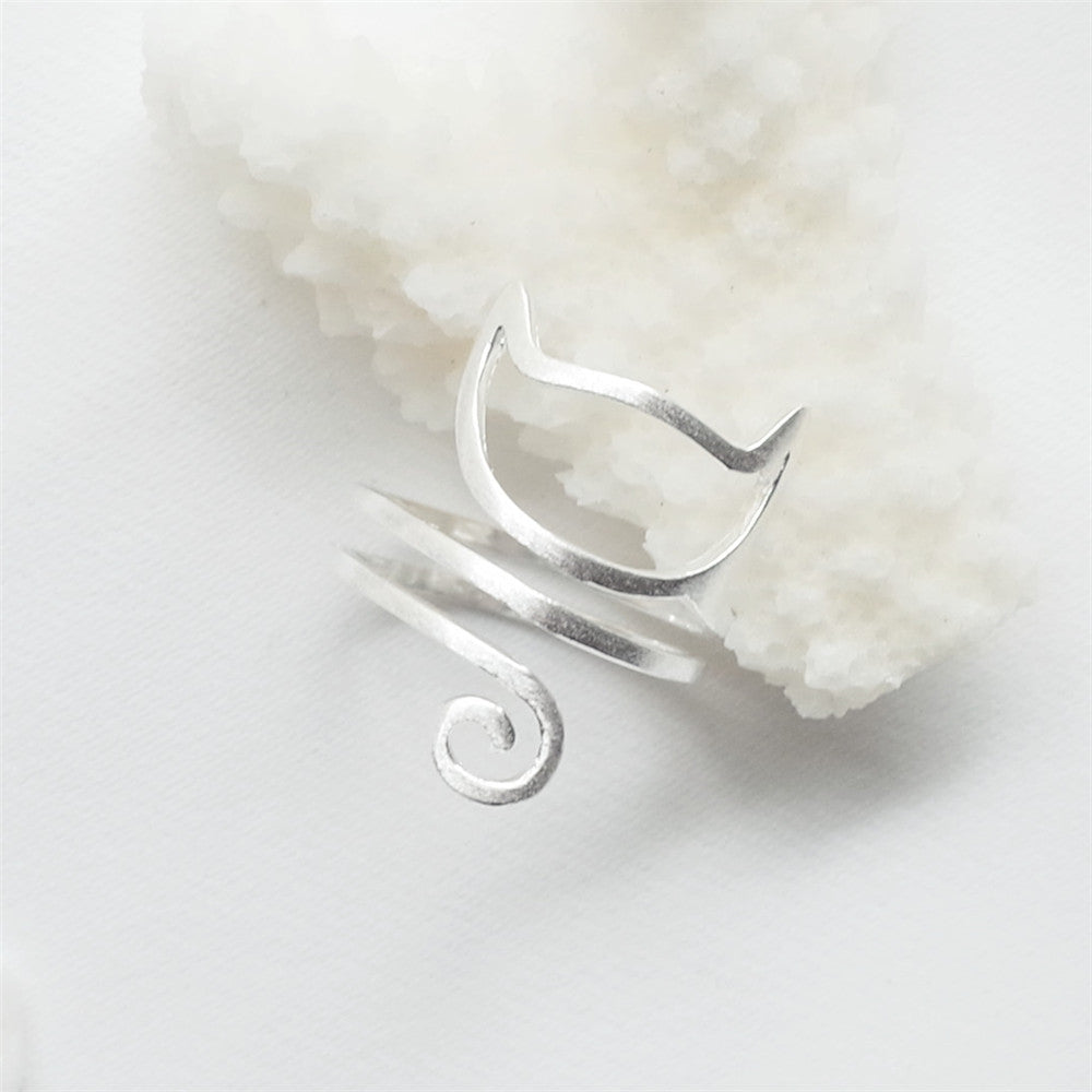 Whisker Whisper – Minimalist Cat Wrap Ring in Brushed Silver